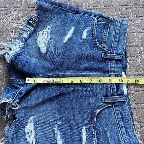 Aritzia Denim Forum Ex Boyfriend Shorts Women's 26 Button Fly Distressed Cut Off - Picture 9 of 11